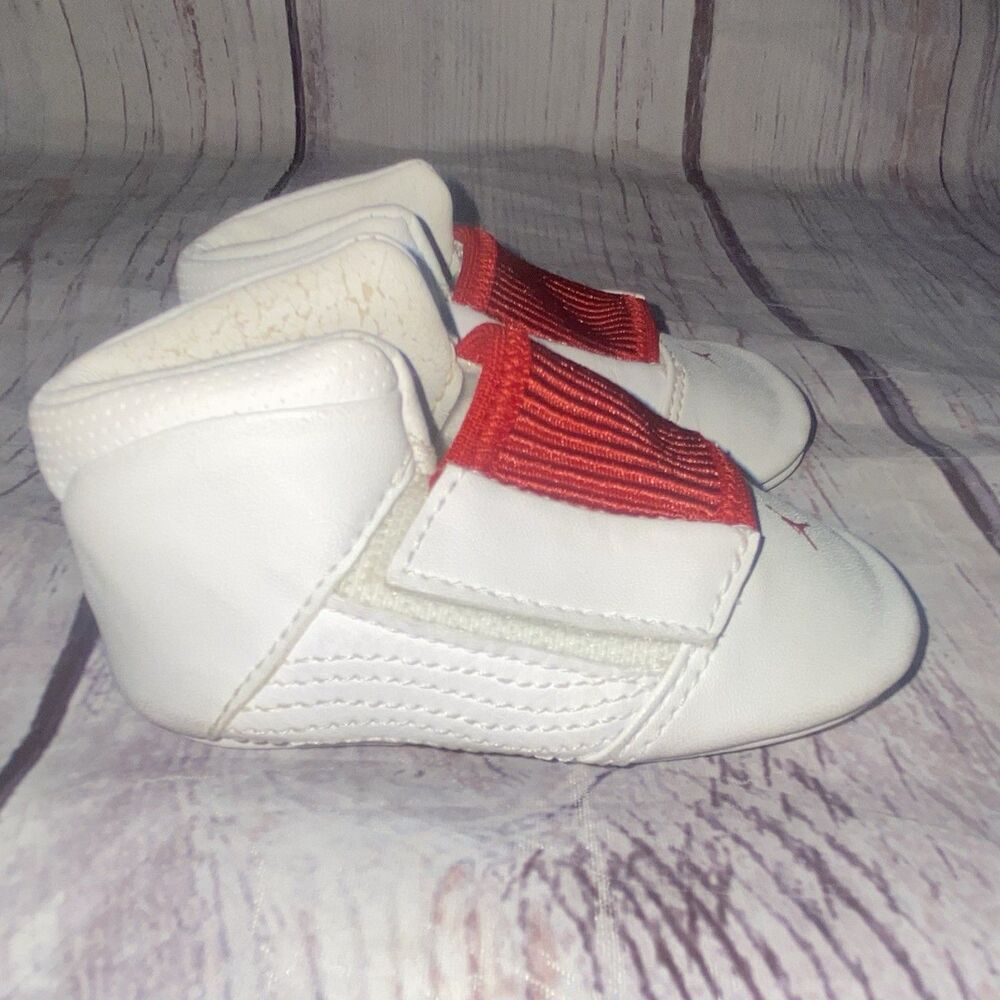 Nike Air Jordan Baby Crib Shoes 2C White Red Jumpman Vintage Infant Booties